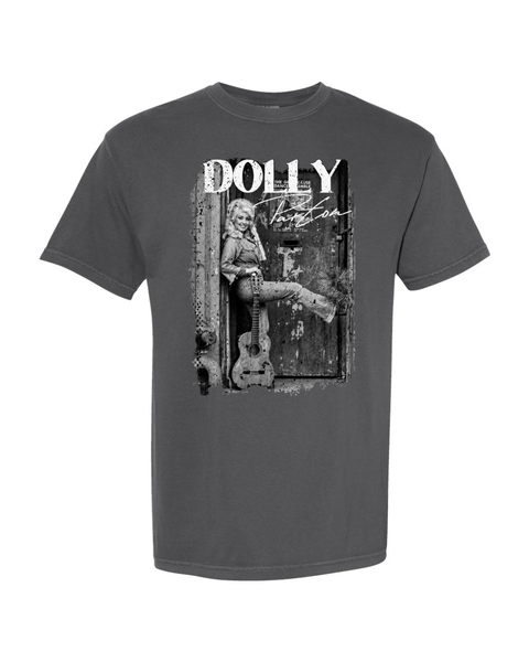 Dolly with Guitar