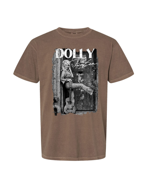 Dolly with Guitar