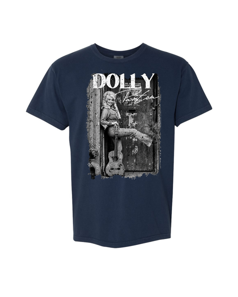 Dolly with Guitar